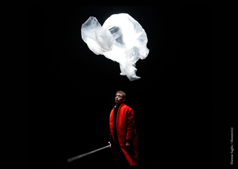 Circolo | Etienne Saglio – Les Limbes — theater in Tilburg